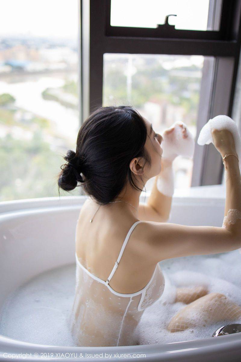 语画界性感女神Angela小热巴芊芊美腿曼妙身段足量妖艳写真-9