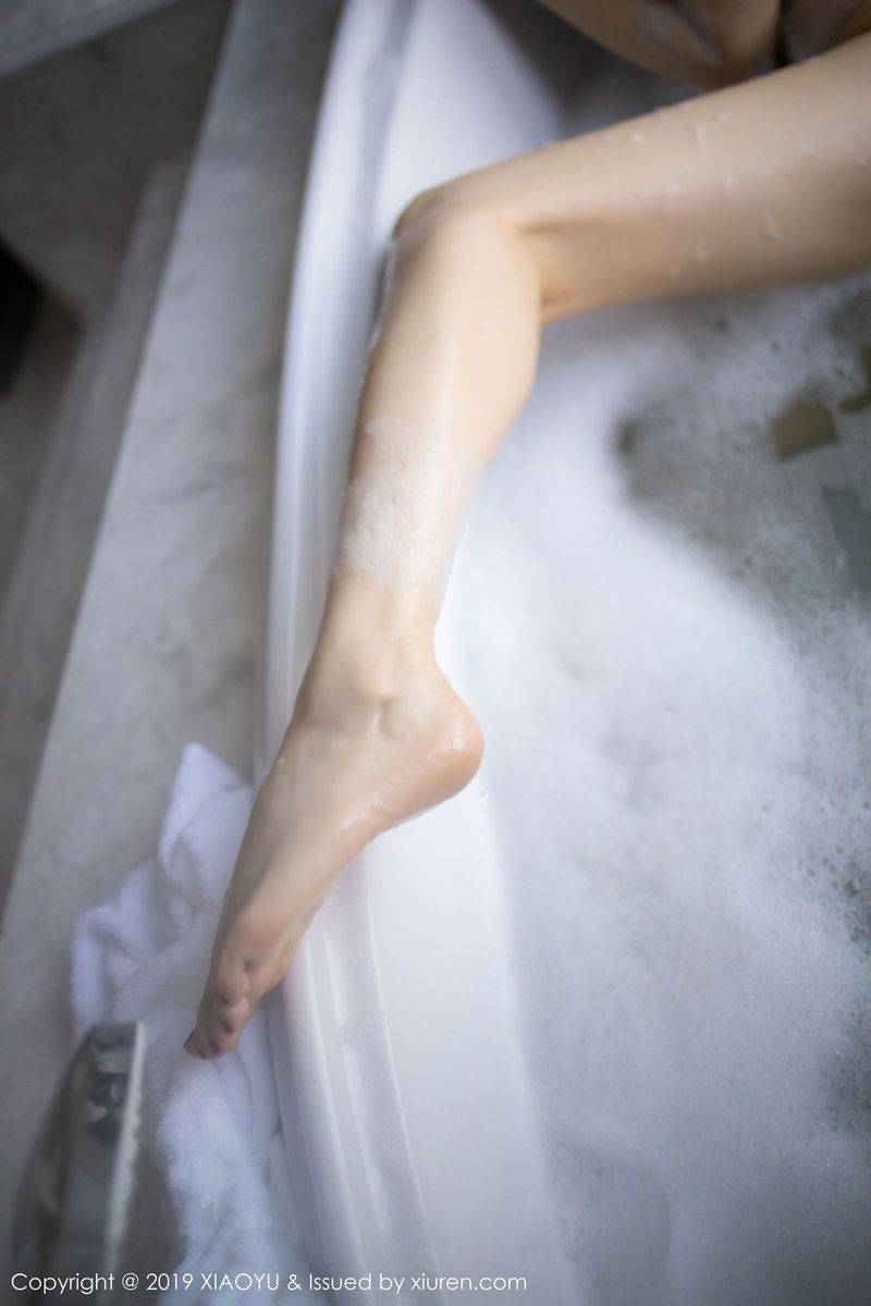 语画界性感女神Angela小热巴芊芊美腿曼妙身段足量妖艳写真-31