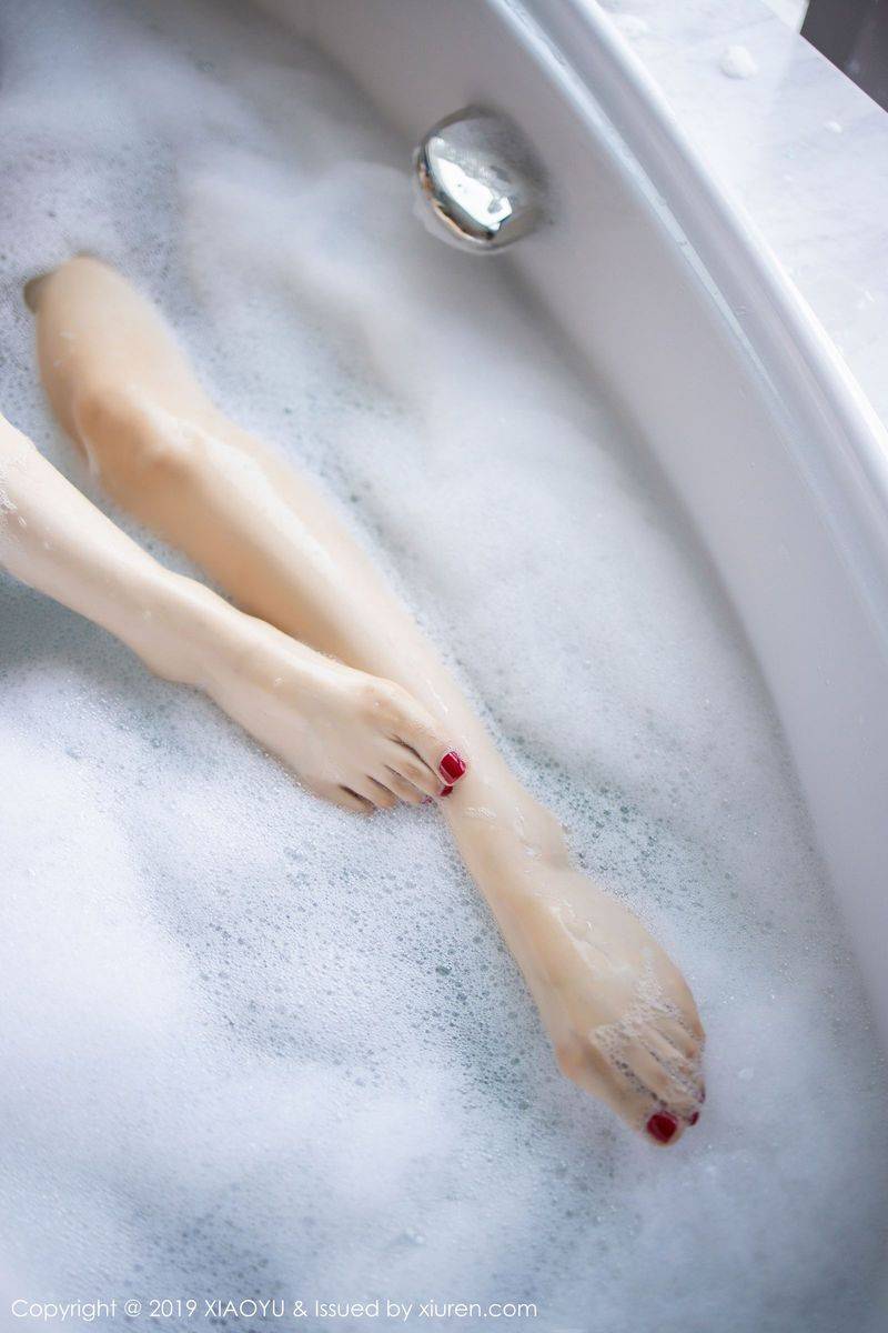 语画界性感女神Angela小热巴芊芊美腿曼妙身段足量妖艳写真-25