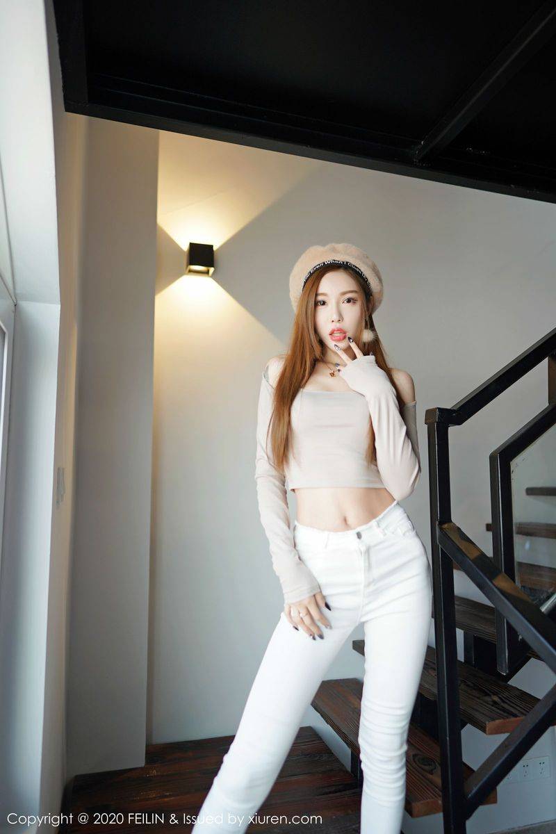 嗲囡囡性感女神梦小楠小夜猫蕾丝吊袜内衣魅惑私房套图-5