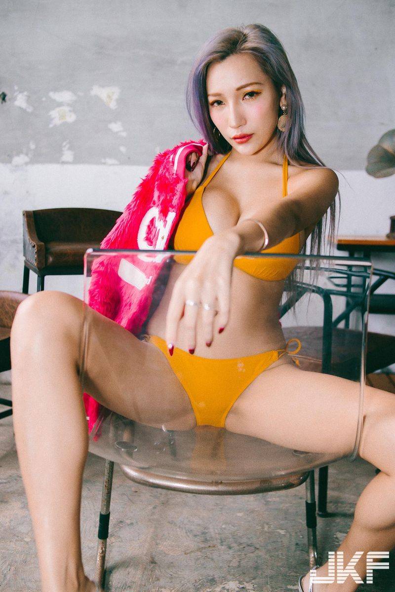 JKF美女模特韵韵34G丰满傲人姣好身段香艳比基尼性感写真-20