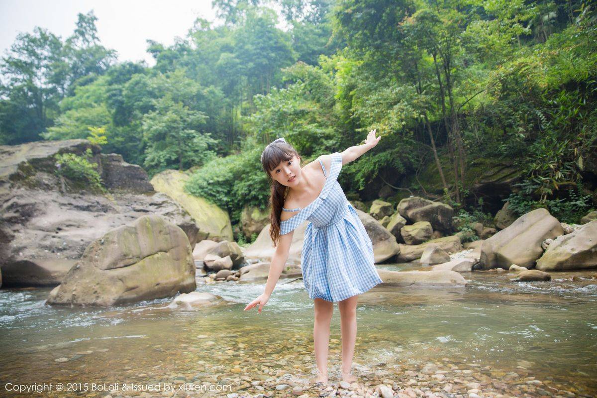 波萝社美少女模特柳侑绮多套装饰波涛汹涌巨乳诱惑私房图-62