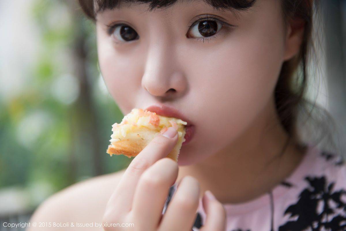 波萝社美少女模特柳侑绮多套装饰波涛汹涌巨乳诱惑私房图-93