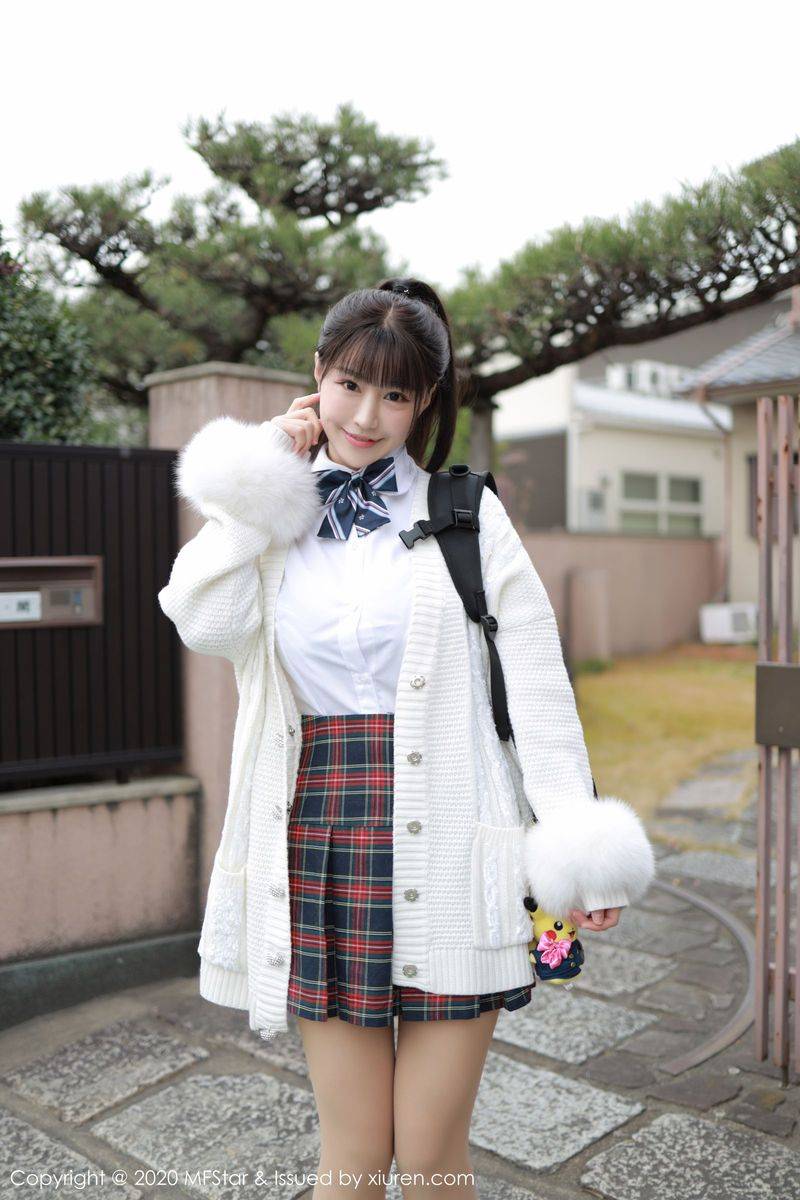 模范学院美女模特Flower朱可儿放课后学生尾随剧情日本旅拍