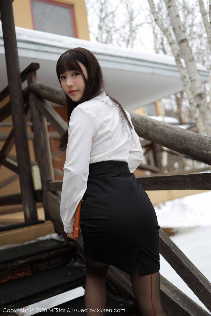 模范学院性感女神Flower朱可儿酒店客房经理日本北海道旅拍-6