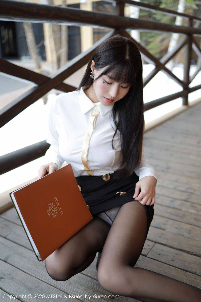 模范学院性感女神Flower朱可儿酒店客房经理日本北海道旅拍-20