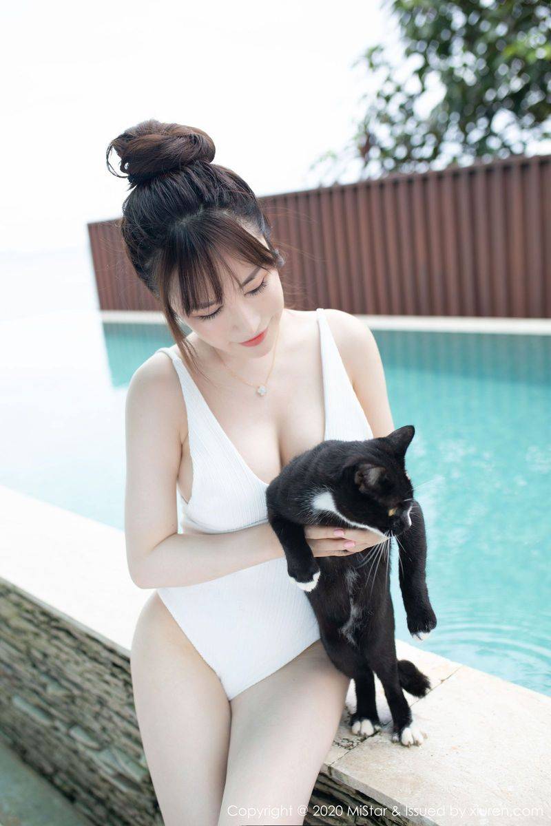 魅妍社美女模特夏希子死库水童颜欧派凹凸身材白嫩写真-30