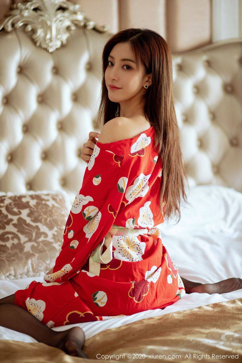 秀人网美女模特林文文yooki黑丝美腿和服主题极致性感写真-13