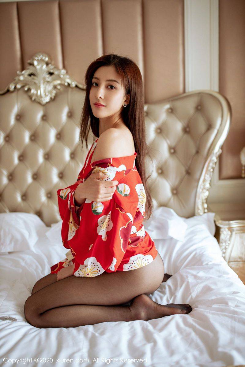 秀人网美女模特林文文yooki黑丝美腿和服主题极致性感写真-51