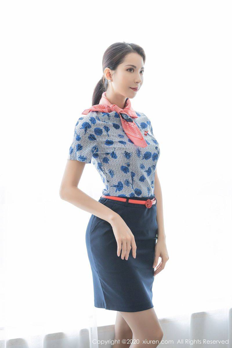 语画界性感女神陈良玲Carry黑丝美腿内衣制服诱惑气质写真-12