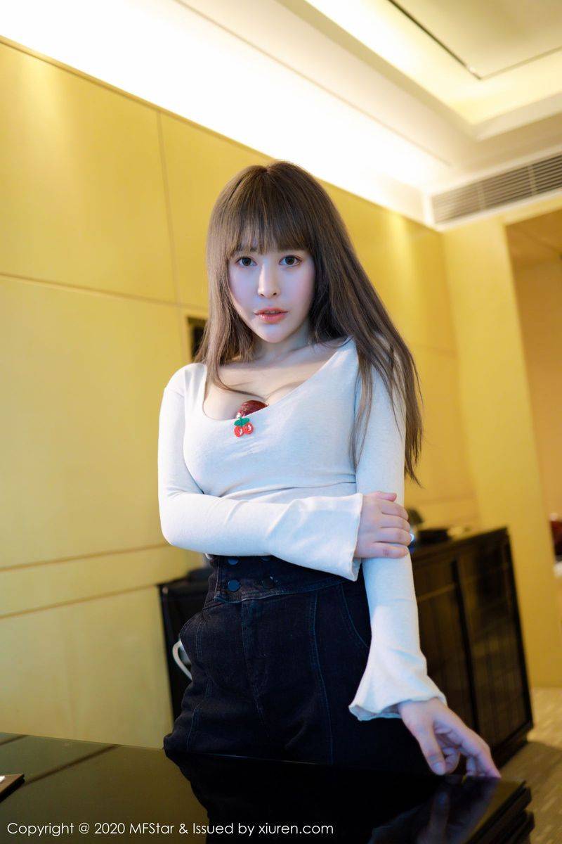 模范学院美女模特艾莉Evelyn美腿翘臀雪白圆润性感私房写真-47