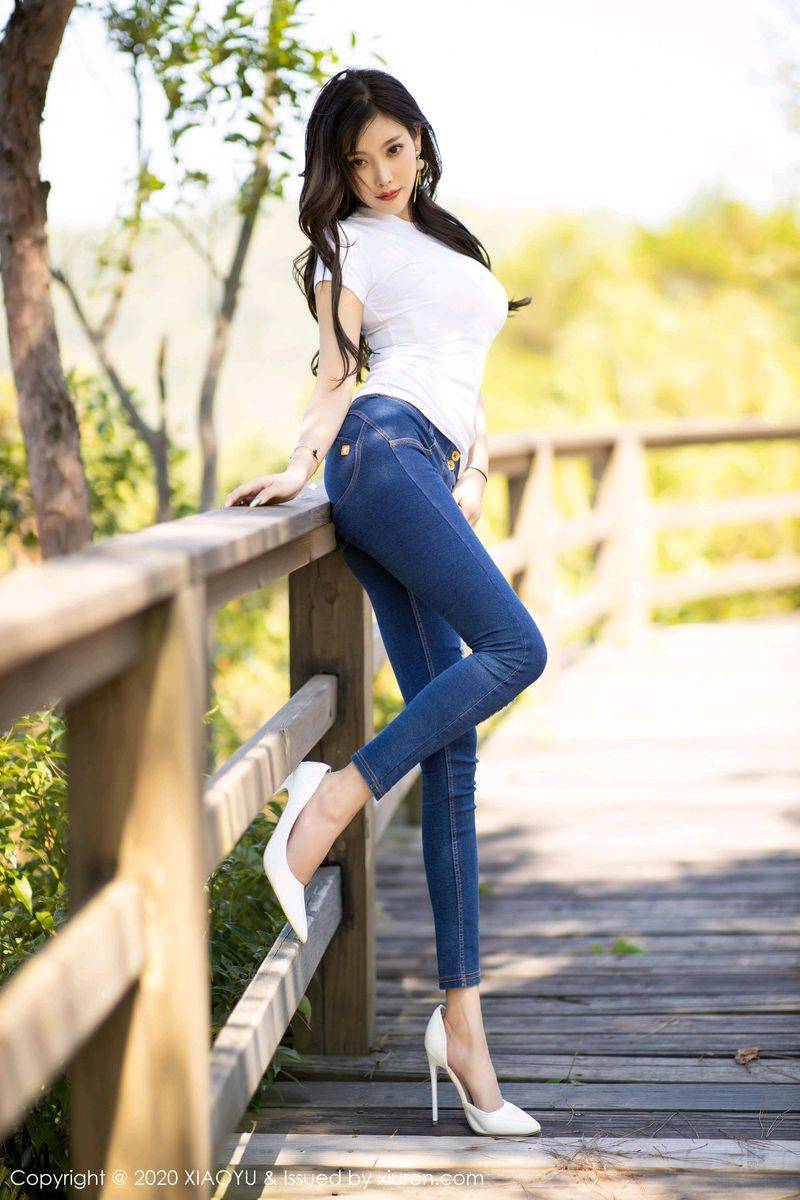 语画界性感女神杨晨晨sugar牛仔长裤内衣诱惑迷人私房写真-2