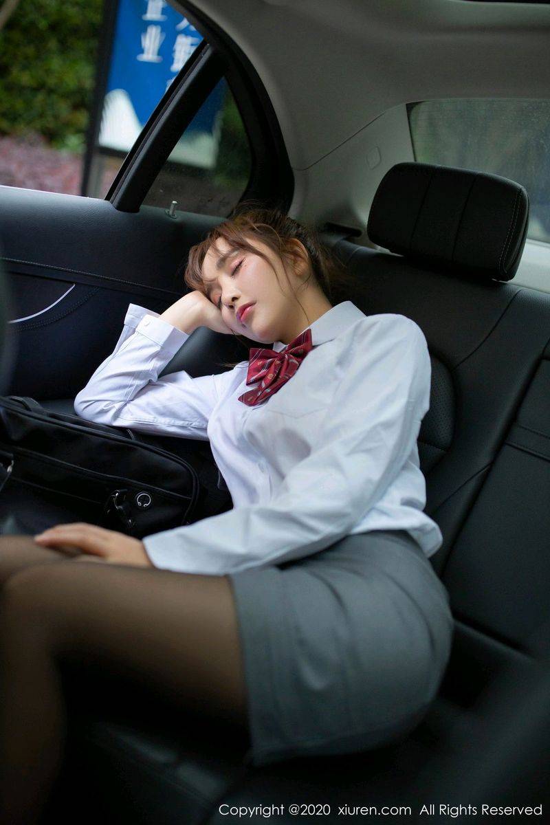 秀人网美女模特陶喜乐_lele司机与老板女儿主题系列乌镇旅拍-20