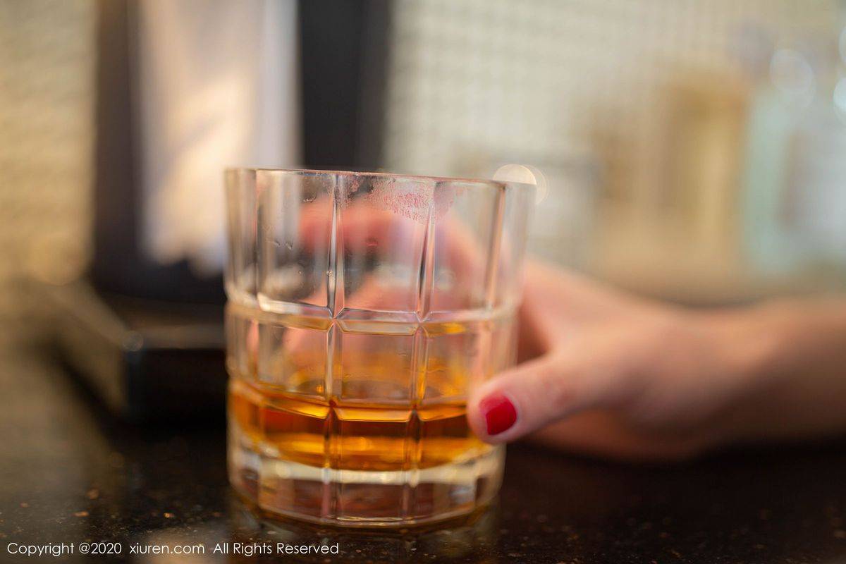 秀人网美女模特梦心玥拉斯维加斯黑丝内衣主题美国旅拍-19