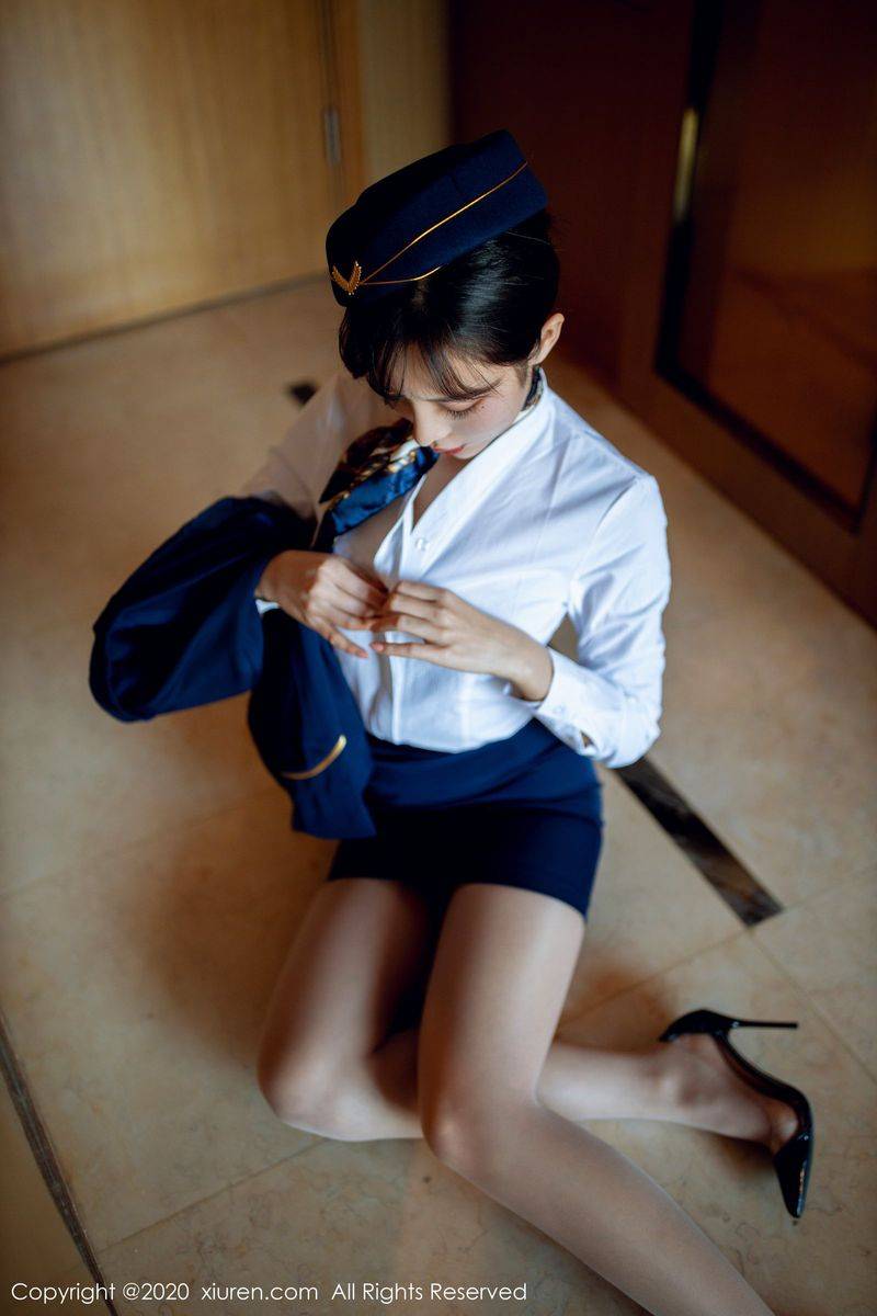 秀人网美女模特陈小喵空姐制服丝袜美腿内衣诱惑视觉写真-14