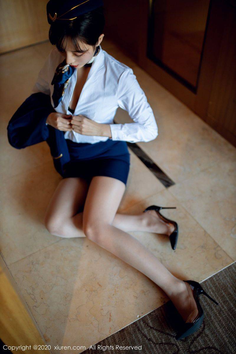 秀人网美女模特陈小喵空姐制服丝袜美腿内衣诱惑视觉写真-15