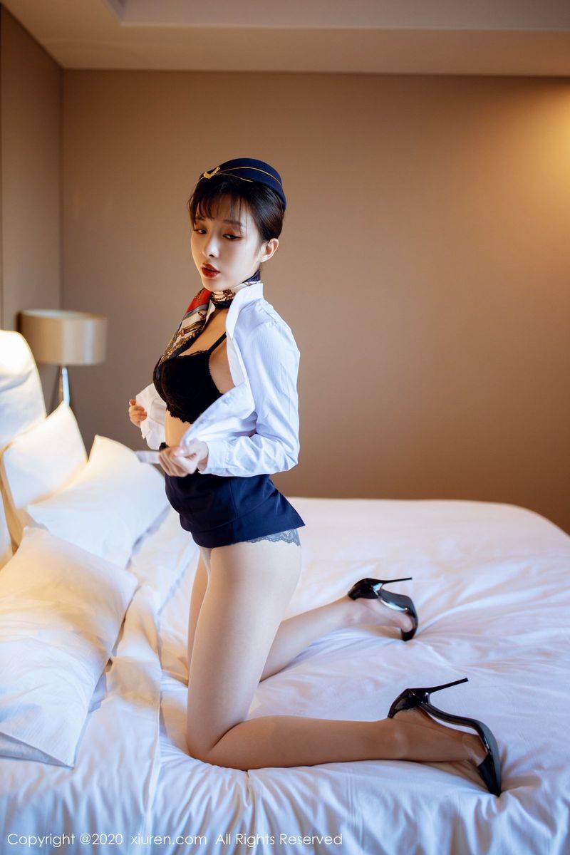秀人网美女模特陈小喵空姐制服丝袜美腿内衣诱惑视觉写真-25