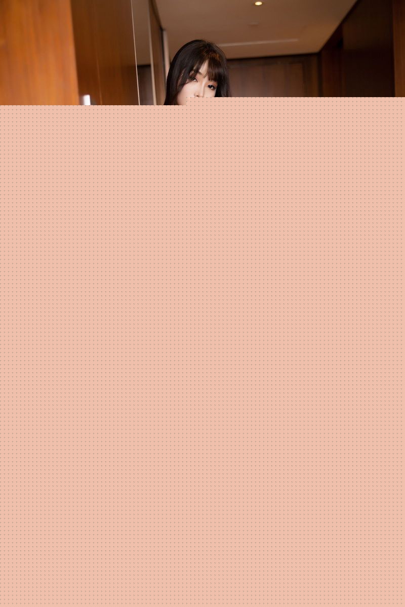 秀人网性感女神芝芝Booty黑丝美腿与镂空内衣系列诱惑写真-74