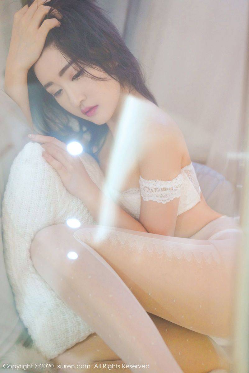 秀人网性感女神沈梦瑶丝袜美腿白色蕾丝内衣诱惑私房写真-35