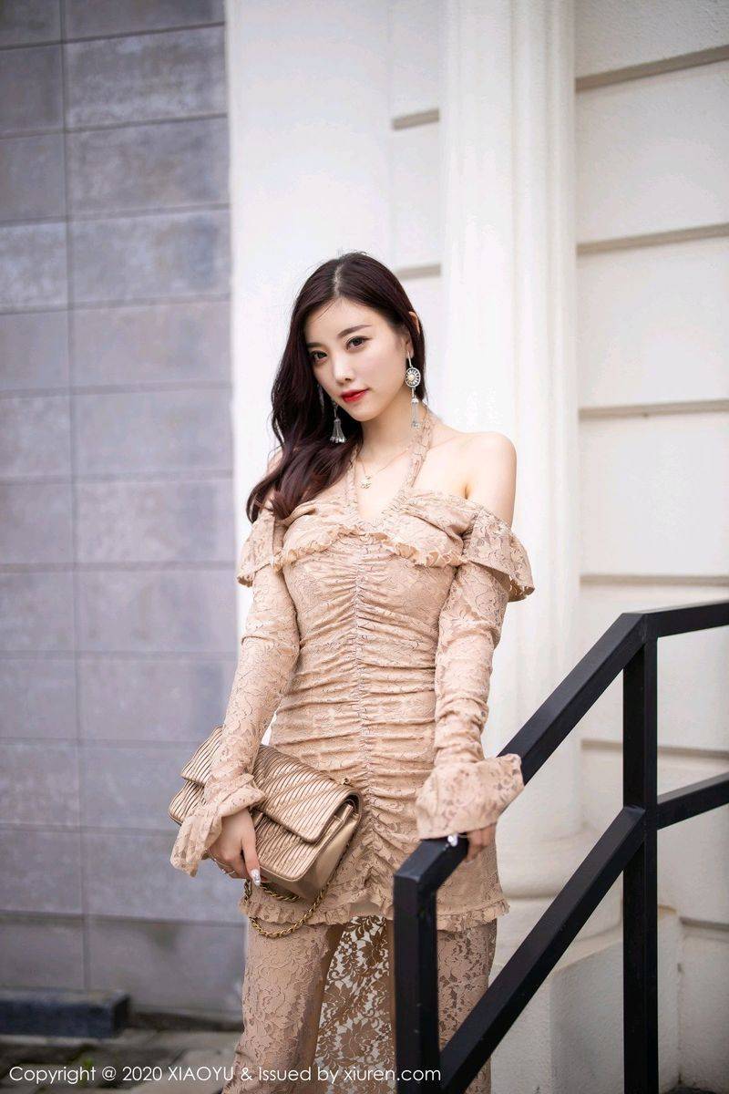 语画界性感女神杨晨晨sugar丝袜美腿时尚街拍系列撩人写真-59