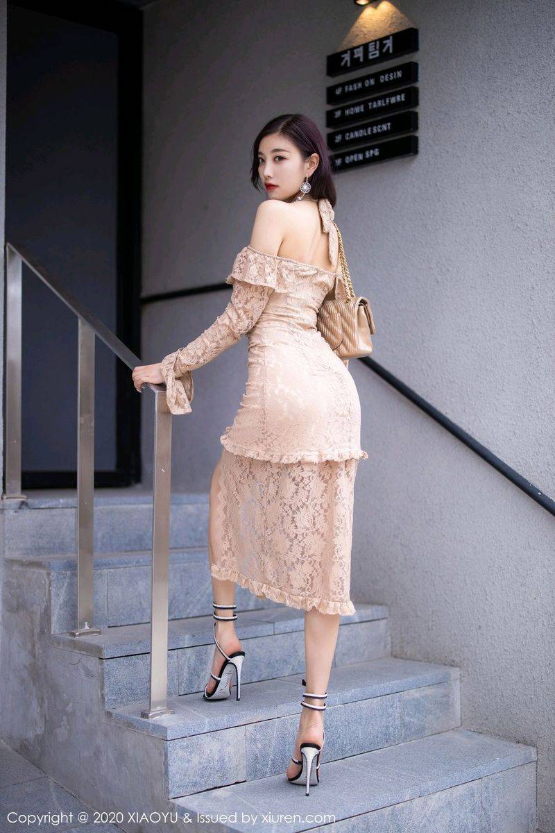 语画界性感女神杨晨晨sugar丝袜美腿时尚街拍系列撩人写真-77