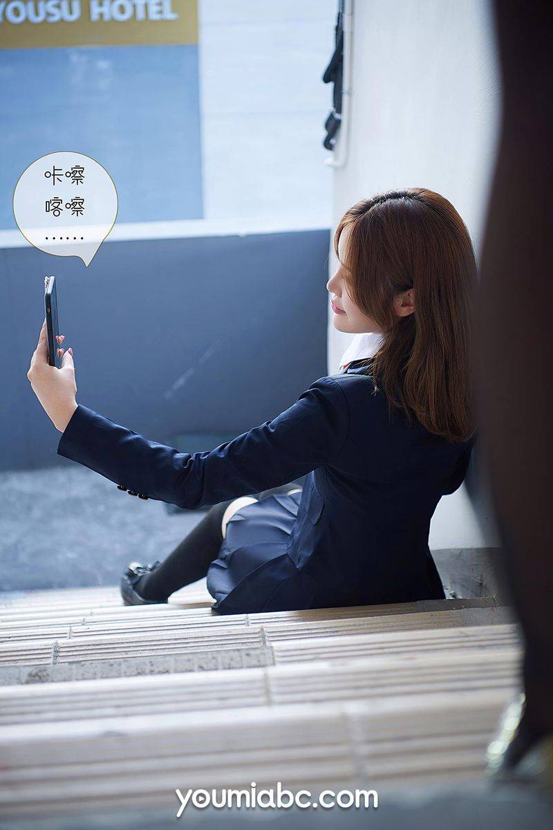 尤蜜荟性感姐妹花李多多&陈宇曦黑丝美腿教师学生合辑套图-27