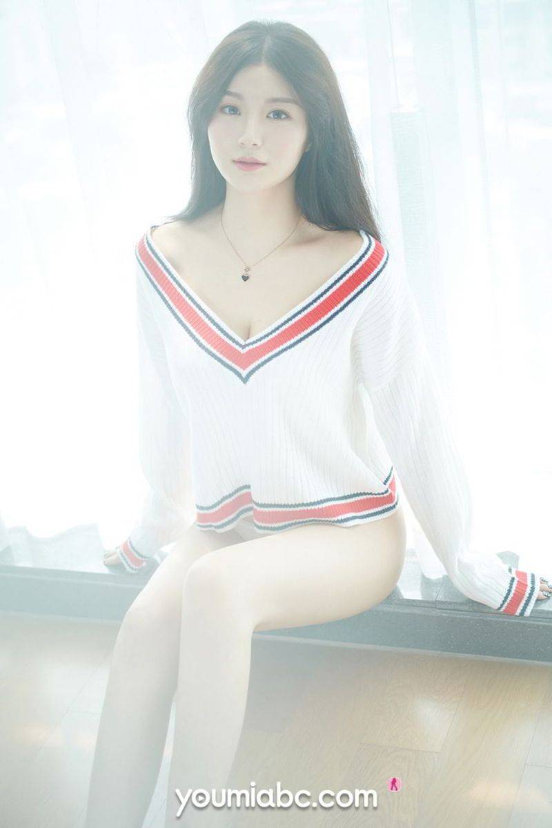 YouMi尤蜜性感女神嫩嫩丝袜美腿朦胧仙境内衣诱惑私房写真-22