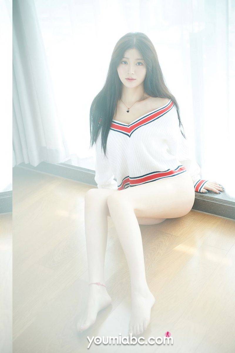 YouMi尤蜜性感女神嫩嫩丝袜美腿朦胧仙境内衣诱惑私房写真-26