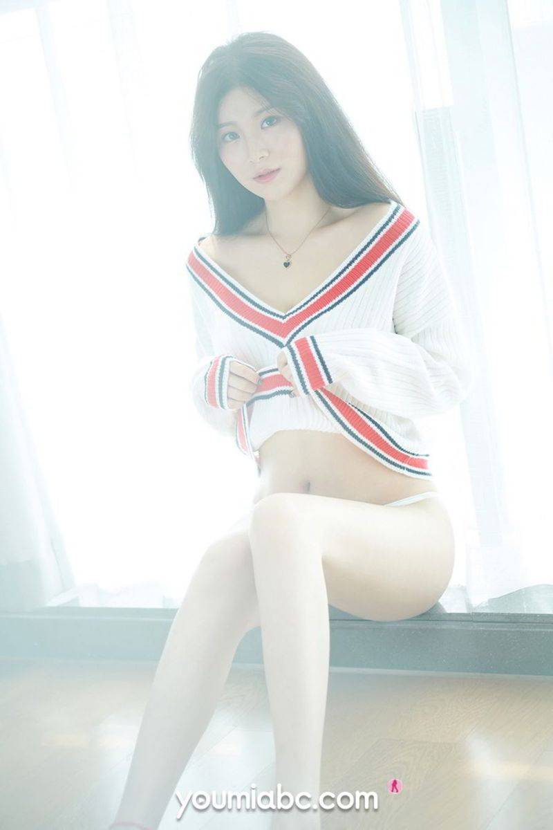 YouMi尤蜜性感女神嫩嫩丝袜美腿朦胧仙境内衣诱惑私房写真-24