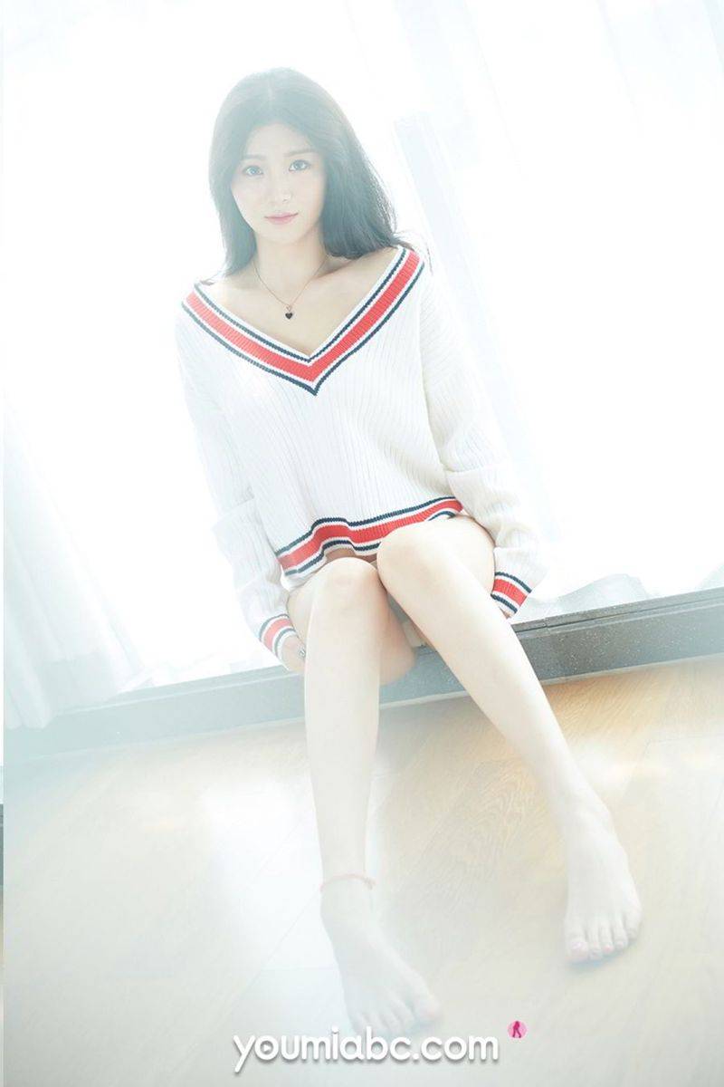 YouMi尤蜜性感女神嫩嫩丝袜美腿朦胧仙境内衣诱惑私房写真-25