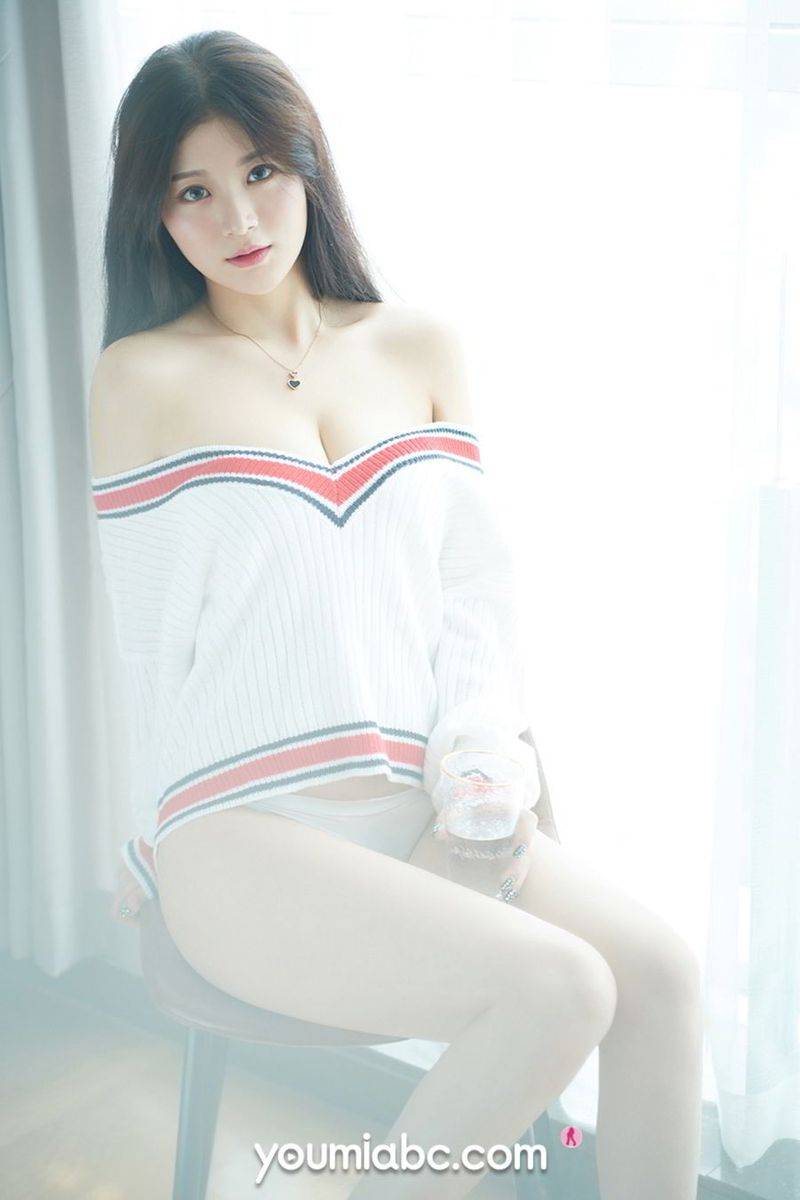 YouMi尤蜜性感女神嫩嫩丝袜美腿朦胧仙境内衣诱惑私房写真-47