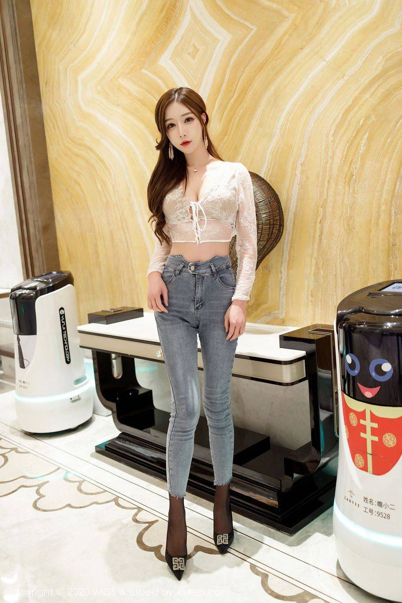 爱蜜社性感女神LindaLinda香槟色的内衣与黑丝魅惑迷人写真-16