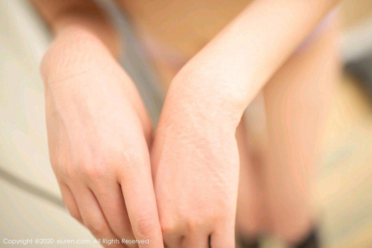 秀人网美女模特陆萱萱黑丝美腿内衣诱惑SM束缚主题性感写真-65