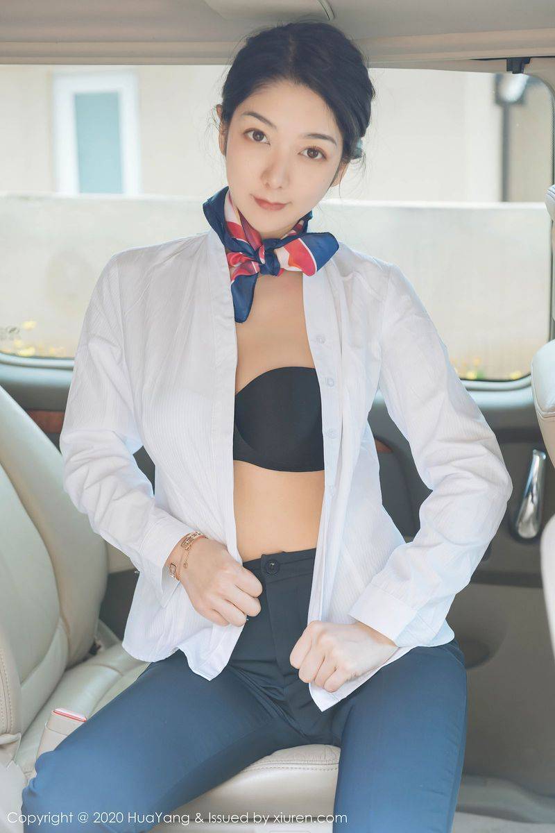 花漾Show性感女神Angela小热巴职业装制服诱惑系列云南旅拍-30