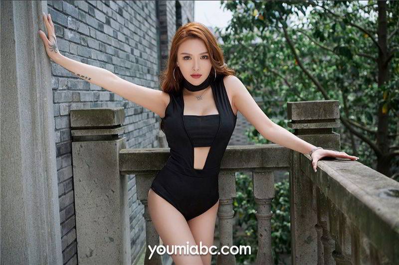 YOUMEI尤美性感女神李承美黑丝美腿白皙身材私房风情写真-5