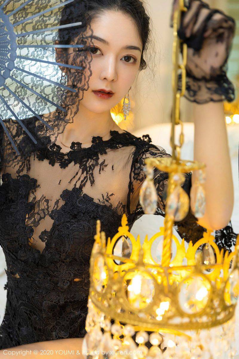 尤蜜荟性感女神Angela小热巴黑丝美腿内衣诱惑大理撩人旅拍-41