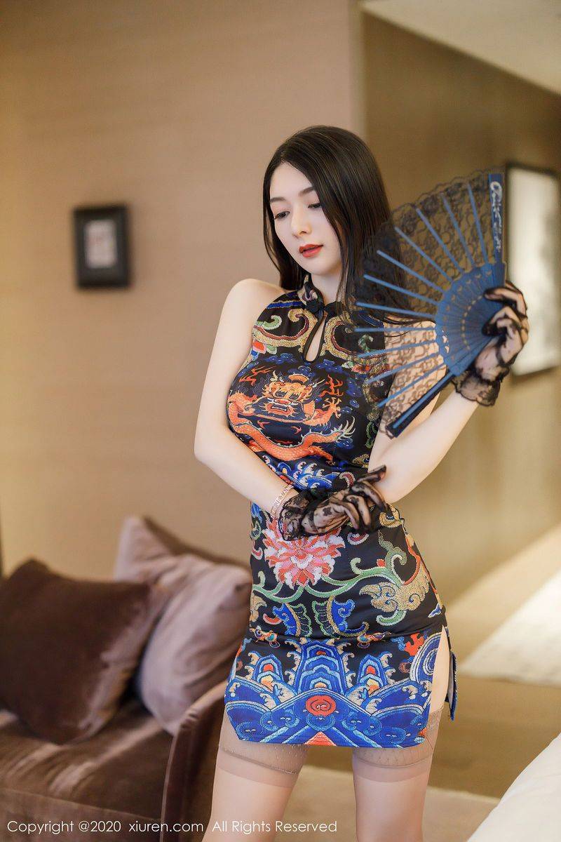 秀人网性感女神Angela小热巴古典旗袍丝袜美腿蒙面诱惑写真-2