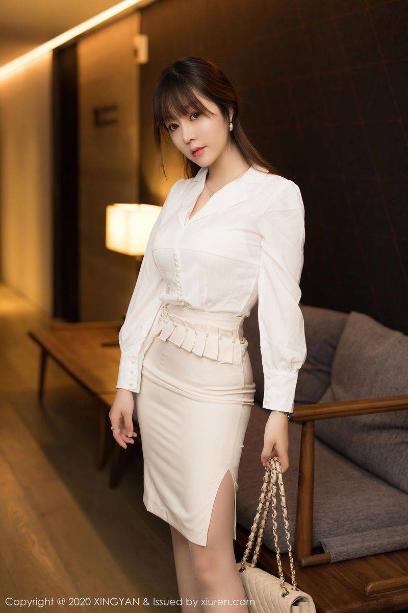 星颜社性感女神王雨纯肉色丝袜内衣诱惑熟女气息明艳写真-61