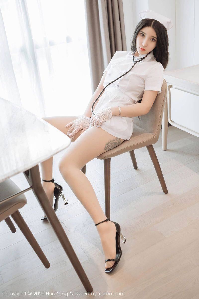 秀人网性感模特姝姝妹妹私人护士装扮温柔可人制服写真