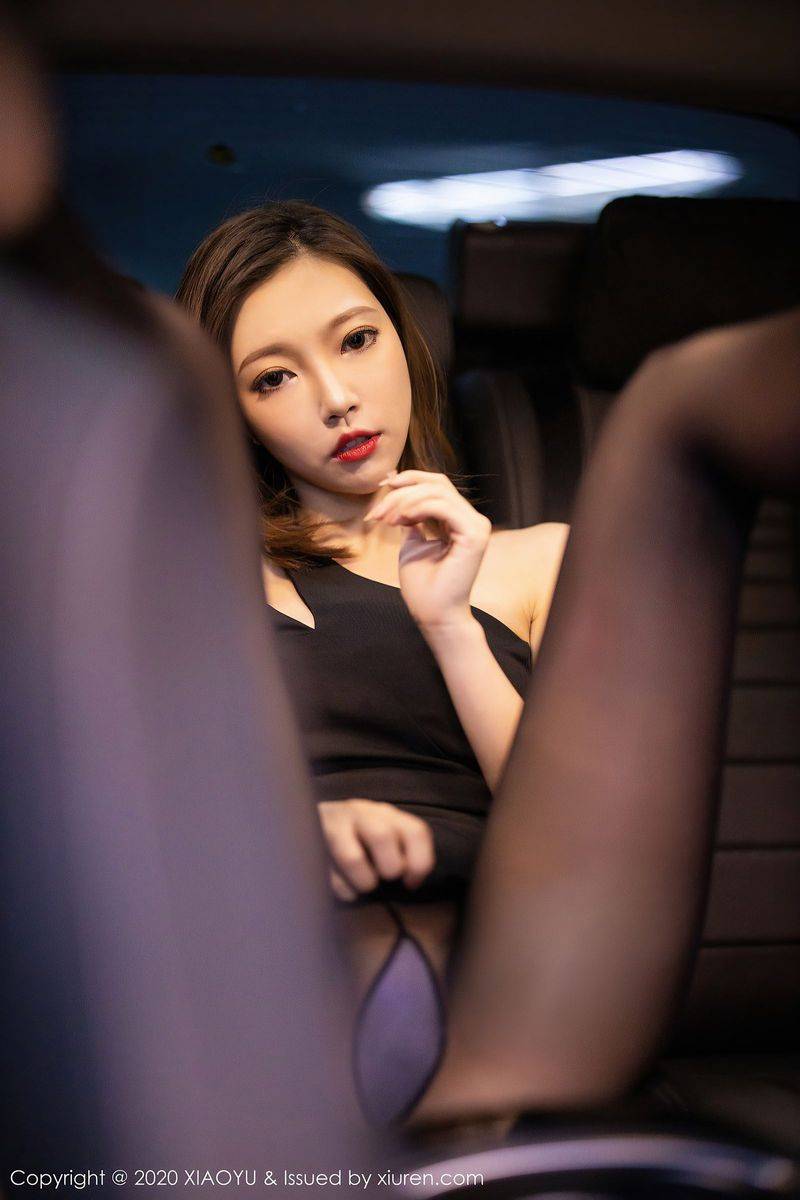 语画界性感女神冯木木LRIS绚丽光影与时尚车拍系列私房写真-99