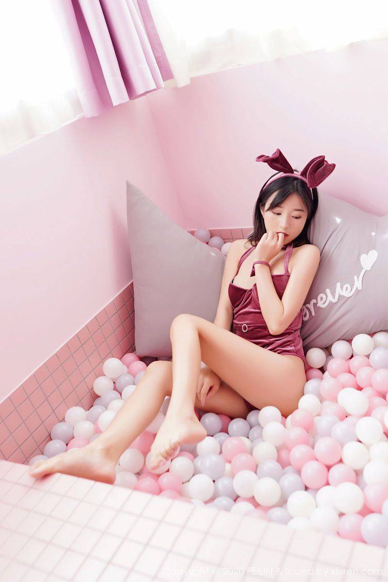 嗲囡囡美女模特仓井优香猫女郎装扮与黑色内衣魅惑写真-5