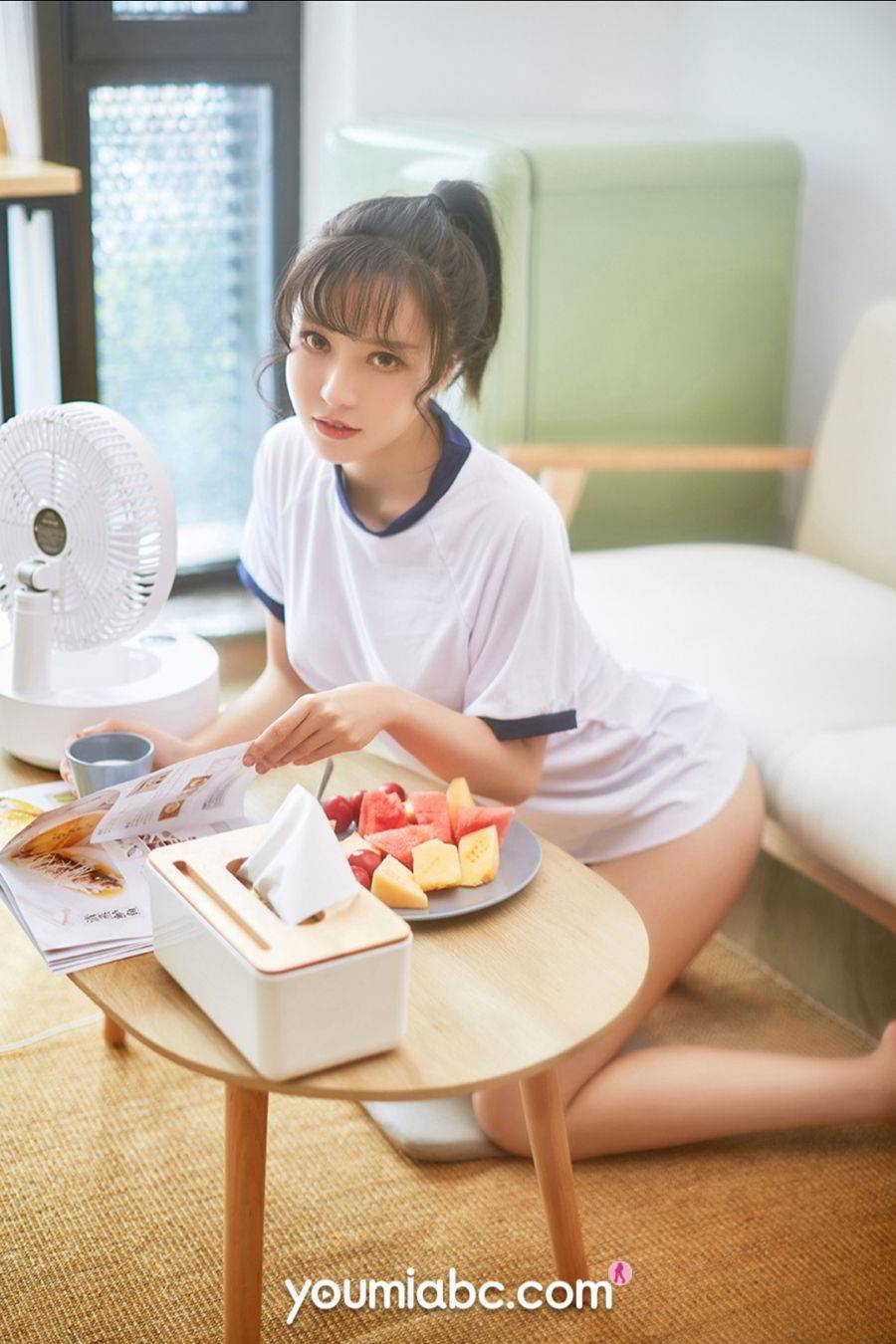 YouMi尤蜜美女模特白亦Ada傲人双峰午后美好时光诱人写真-4