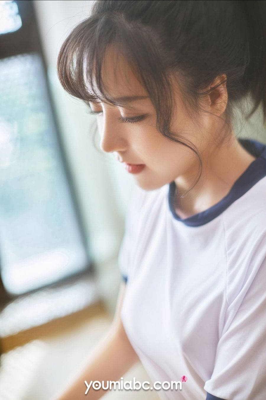 YouMi尤蜜美女模特白亦Ada傲人双峰午后美好时光诱人写真-3