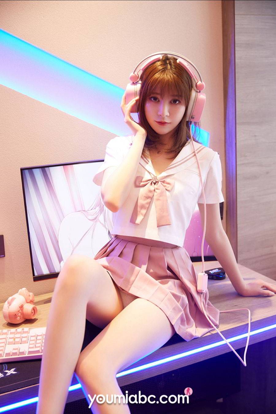 YouMi尤蜜宅男女神yoo优优激萌电竞少女系列粉嫩性感写真-43