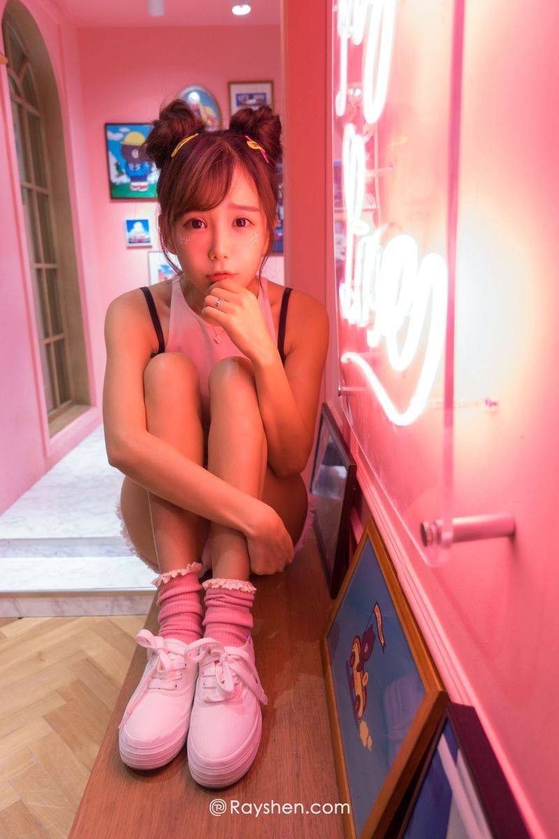 Rayshen甜心公主小九Vin令人愉悦的治愈风私房定制写真-31