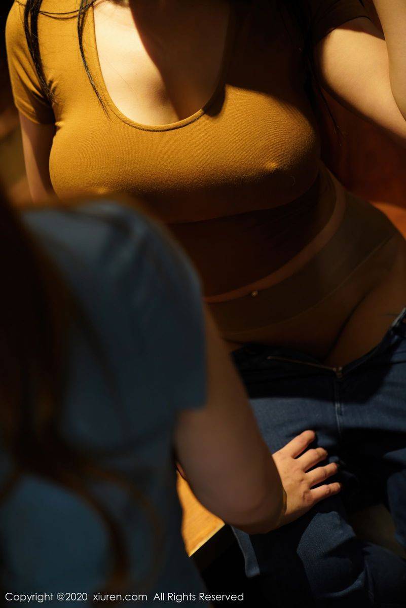 秀人网性感姐妹花Egg尤妮丝&果儿Victoria丝袜美腿系列写真-41