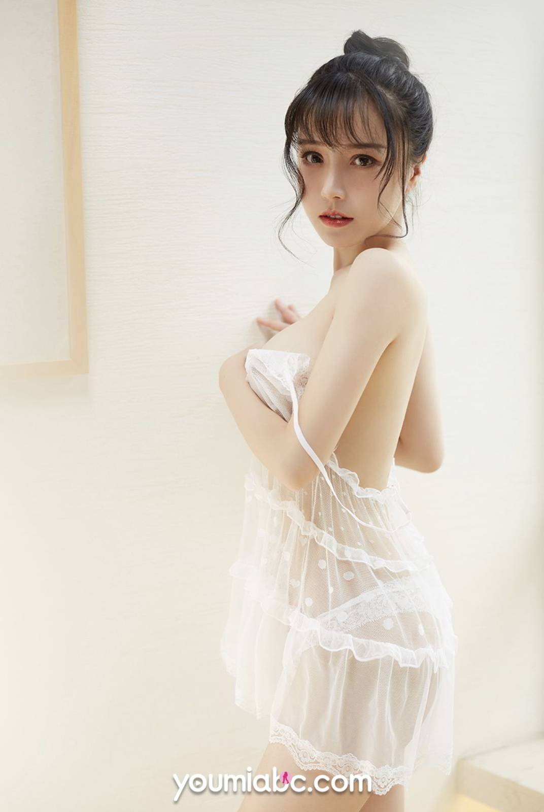 YouMi尤蜜美女模特白亦Ada白皙娇躯透明情趣白纱裙娇羞写真-9