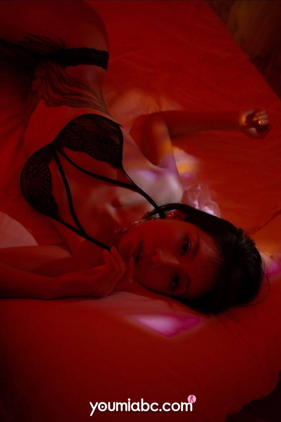 YouMi尤蜜美女模特安妮斯朵拉纯白长裙+傲人双峰情趣写真-48