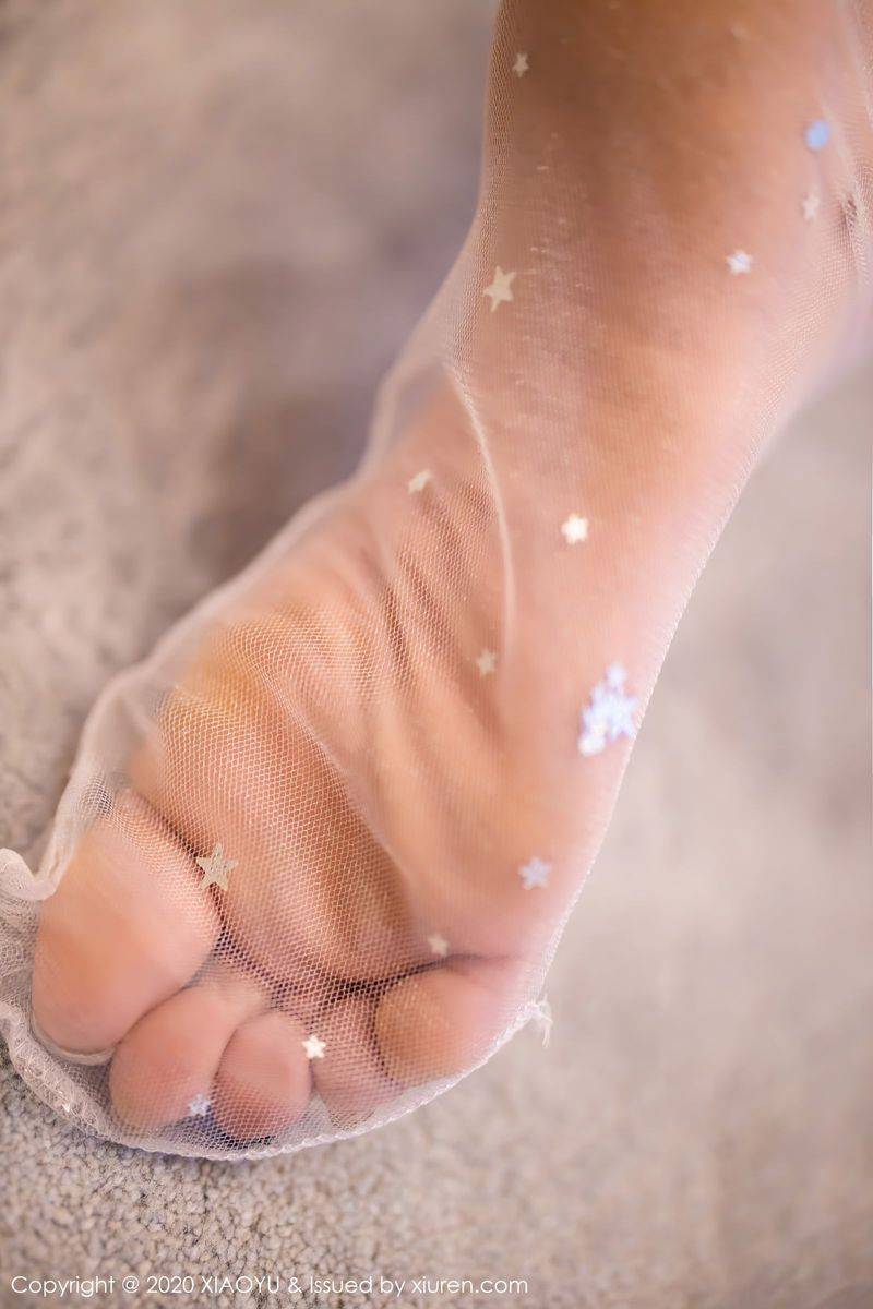 语画界性感女神安琪Yee白色连体衣+薄透丝袜曼妙激凸写真-78