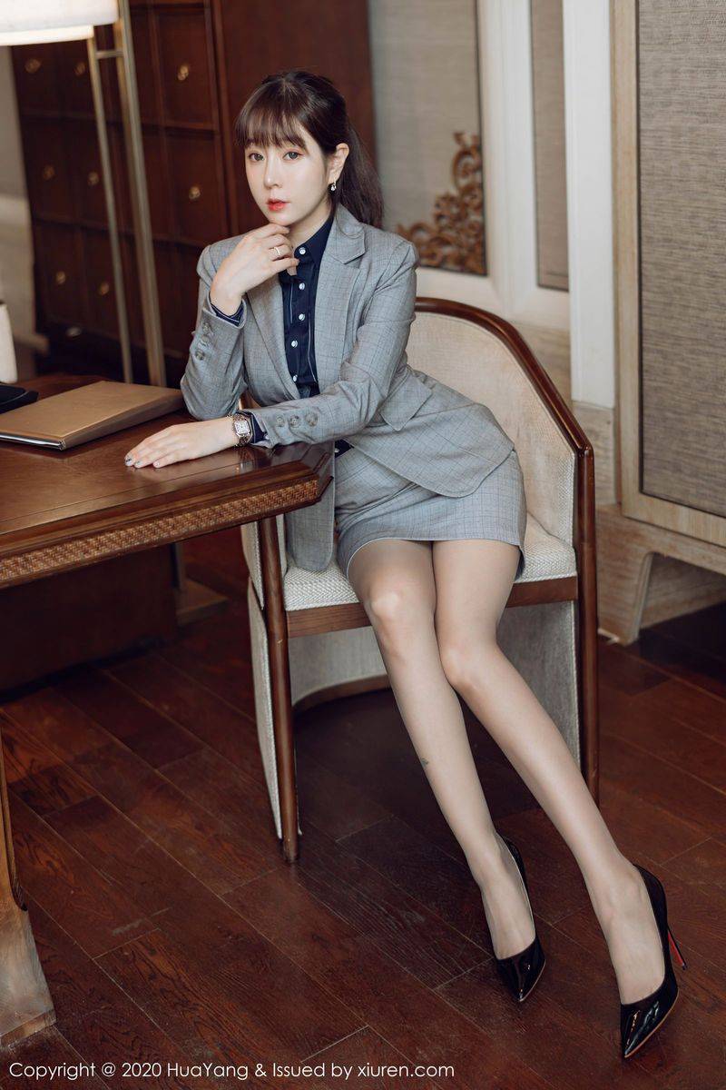 花漾Show美女模特王雨纯总裁vs土气职员主题西双版纳旅拍-28